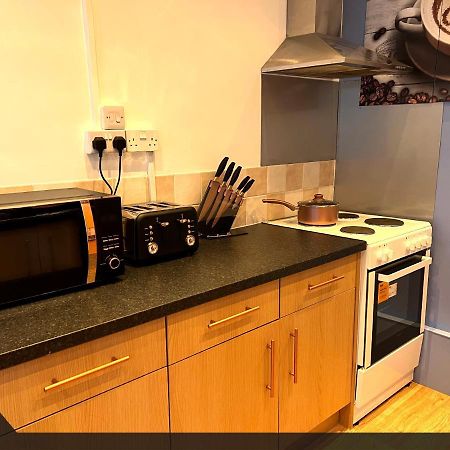 Priorswood House Apartment ทอนทัน ภายนอก รูปภาพ